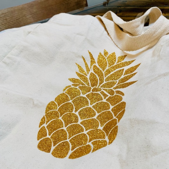 XL canvas Tote with Glitter Gold Pineapple - Picture 2 of 4